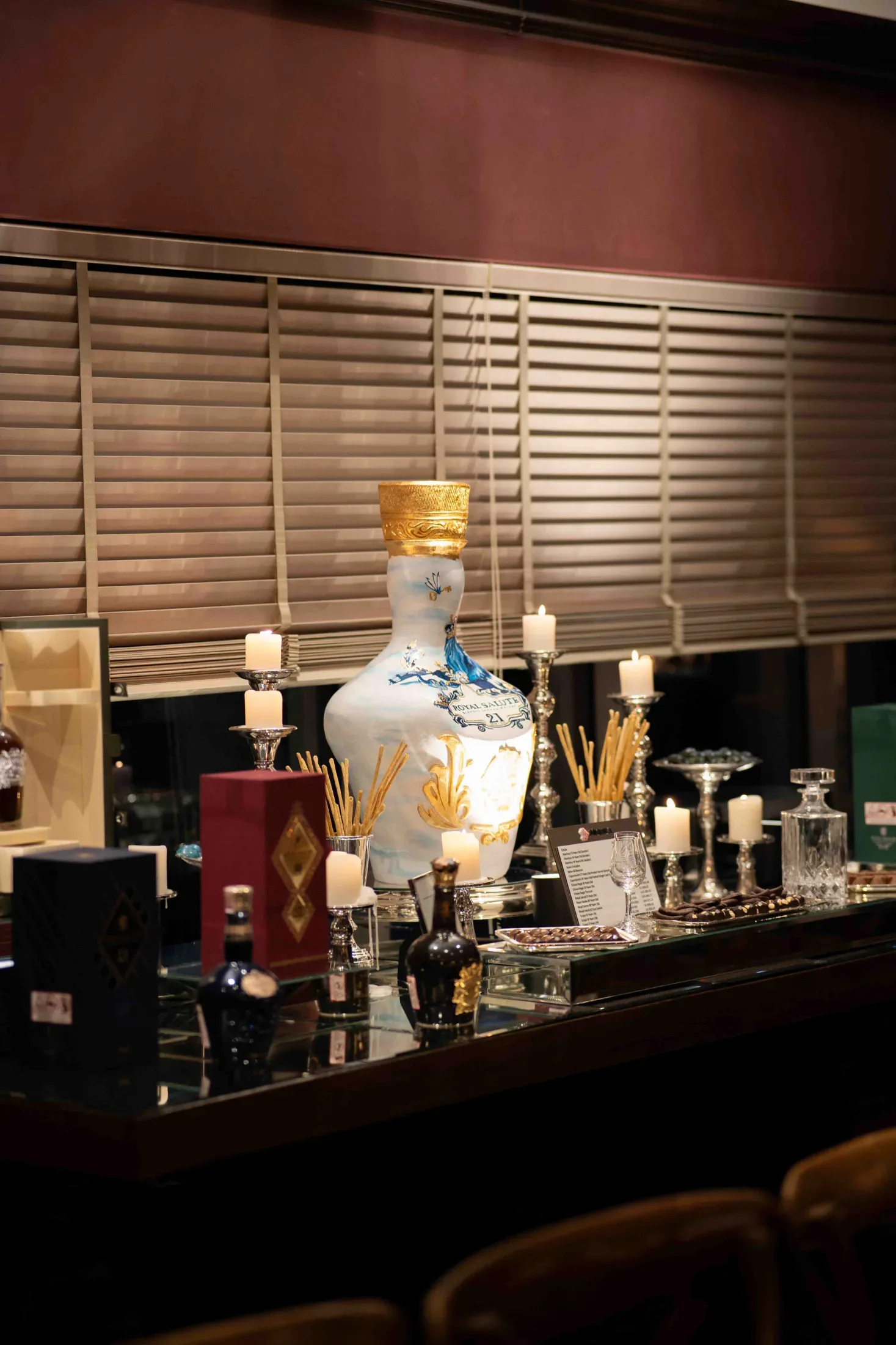 Royal Salute - Chivas Brothers — Firma çalışması